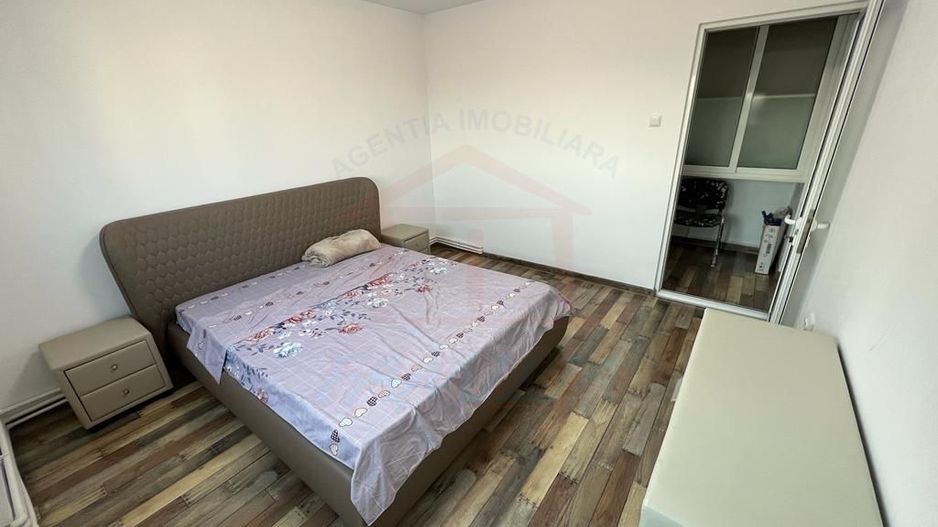 Inchiriem apartament cu 3 camere in centrul orasului, pret 500 euro - Poză 8