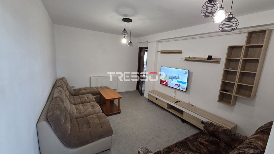 APARTAMENT 3 CAMERE DE ÎNCHIRIAT, BULEVARDUL FERDINAND - Poză 1