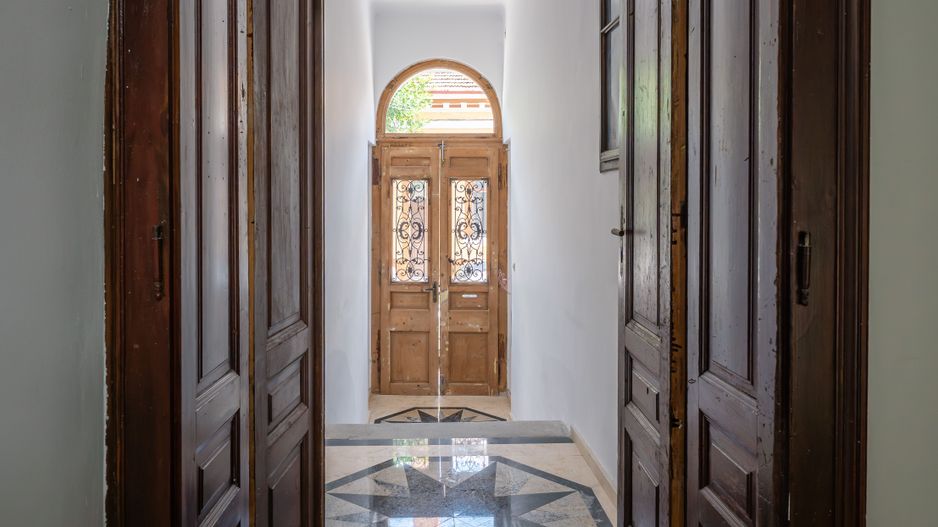 De vanzare Cladire bloc Istoric Central Arad D+P+E+M curte proprie - Poză 12