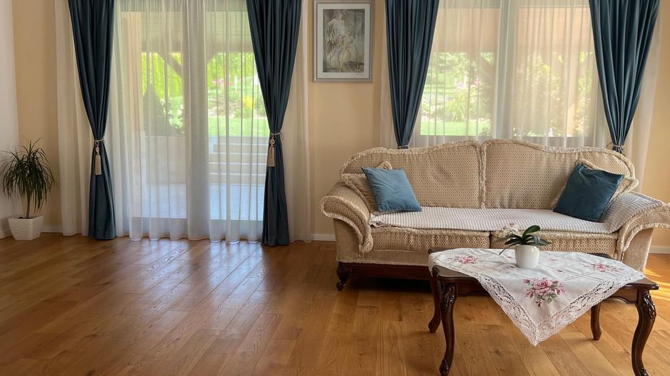 Casa 5 camere,477 mp,1077 mp teren, zona Cornisa,0%comision - Poză 5
