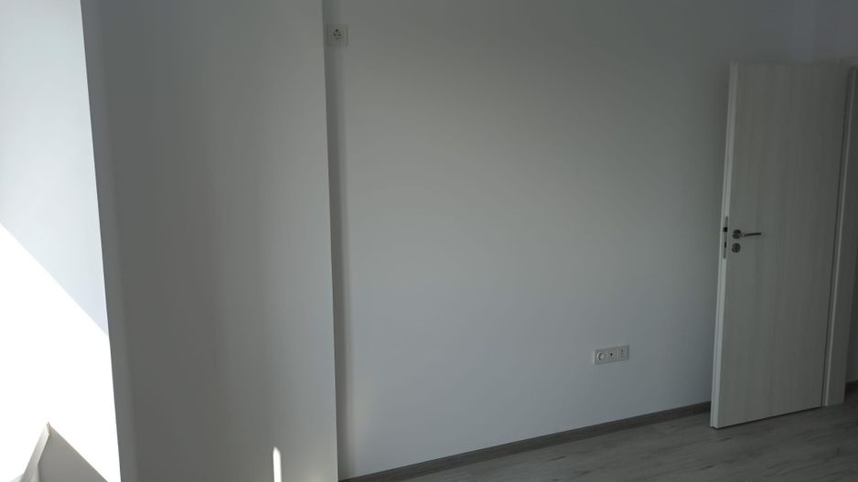 2cam.studio/53mp/strPostalionului/STB241-1min/metrouApPatriei-15min - Poză 12