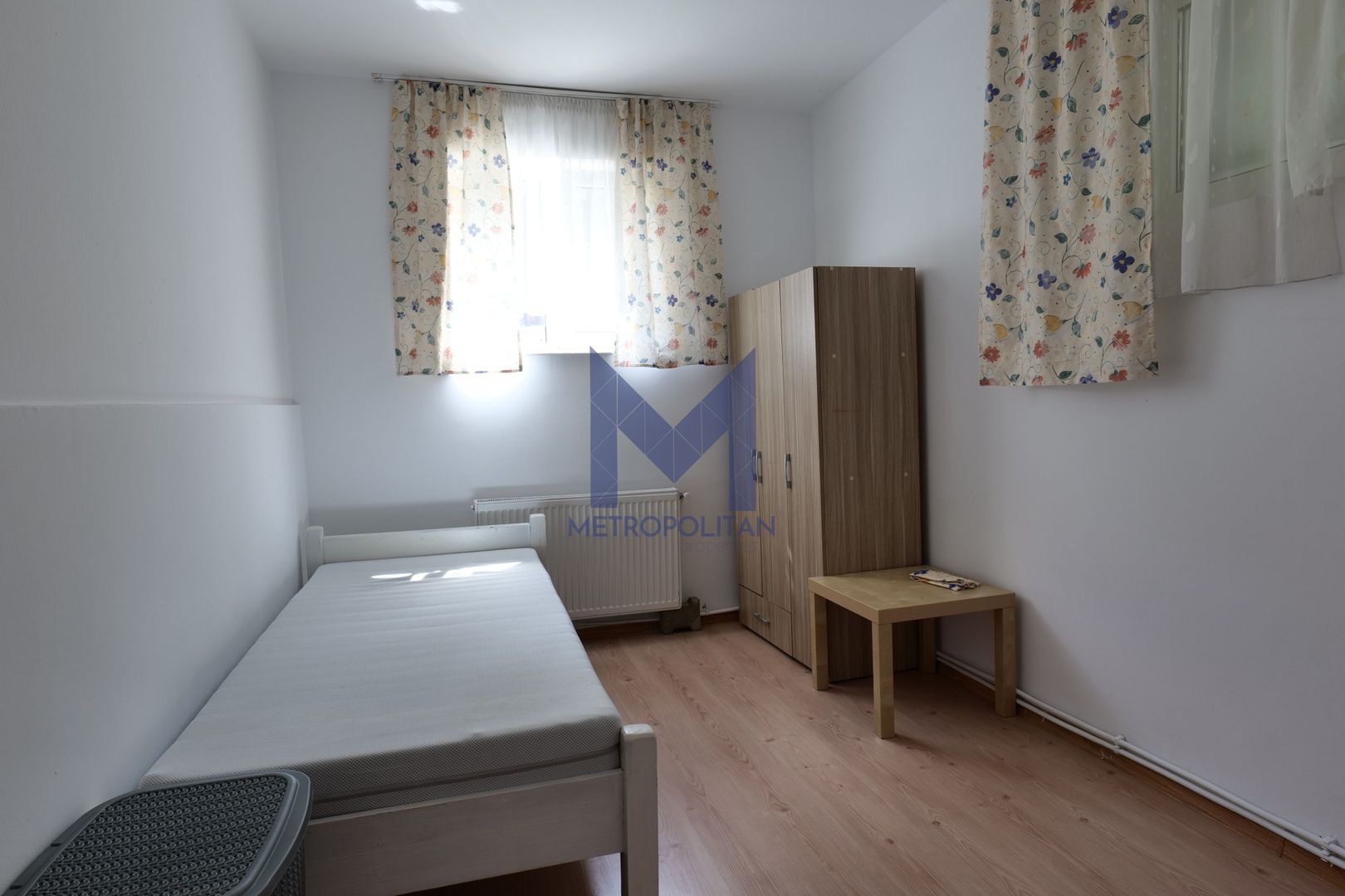 IDEAL studenți UMF! 4 camere la Parter de Casă - Poză 4