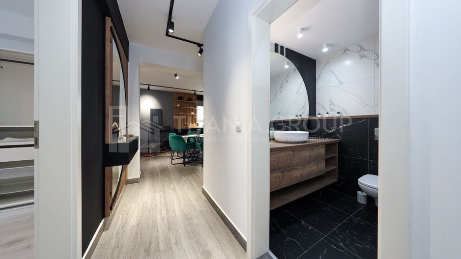 Apartament cu 3 camere, 2 bai, mobilat lux - zona Coresi - Poză 16