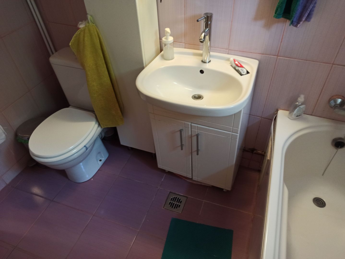 vila indiv+1198mp teren/pe DN4(sosBucuresti) in Frumusani/jud.Calarasi - Poză 84