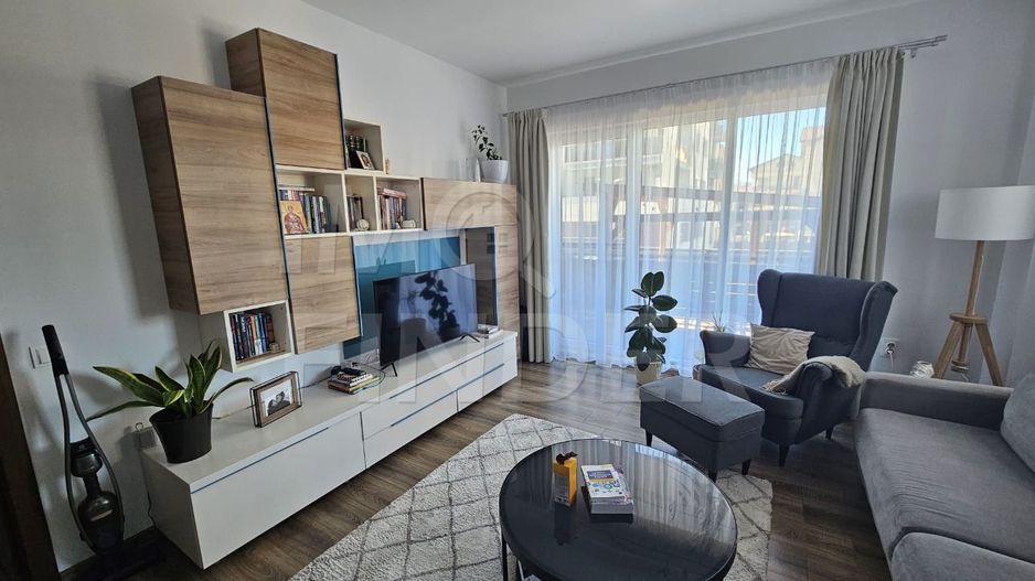 2 camere decomandat, 56 mp plus gradina 44 mp si 13 mp terasa - Poză 1