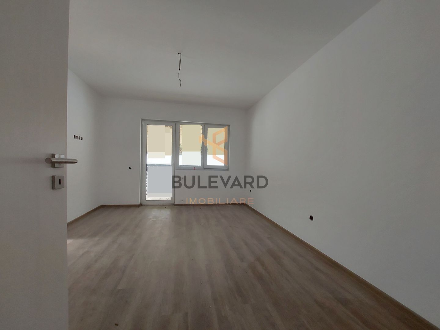 Casa de tip duplex finisata, zona strazii Tautiului! - Poză 4