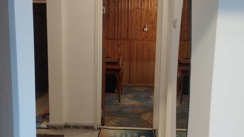 BRASADAS inchiriaza ap 3 cam etaj 8/10 Bld. Timisoara. - Poză 10