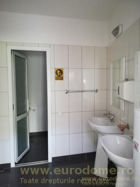 Vanzare spatiu amenajat700 mp. - Poză 8