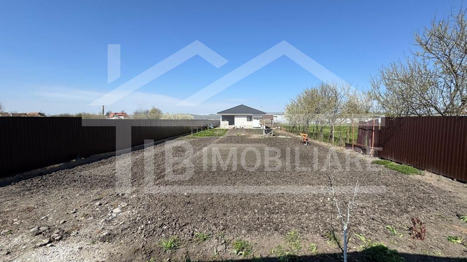 Casa individuala, 200 mp utili, 1399 mp teren, Zona Ernei - Poză 21