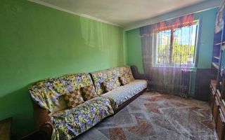 Apartament cu 2 camere, etaj 2, Razboieni - Poză 2