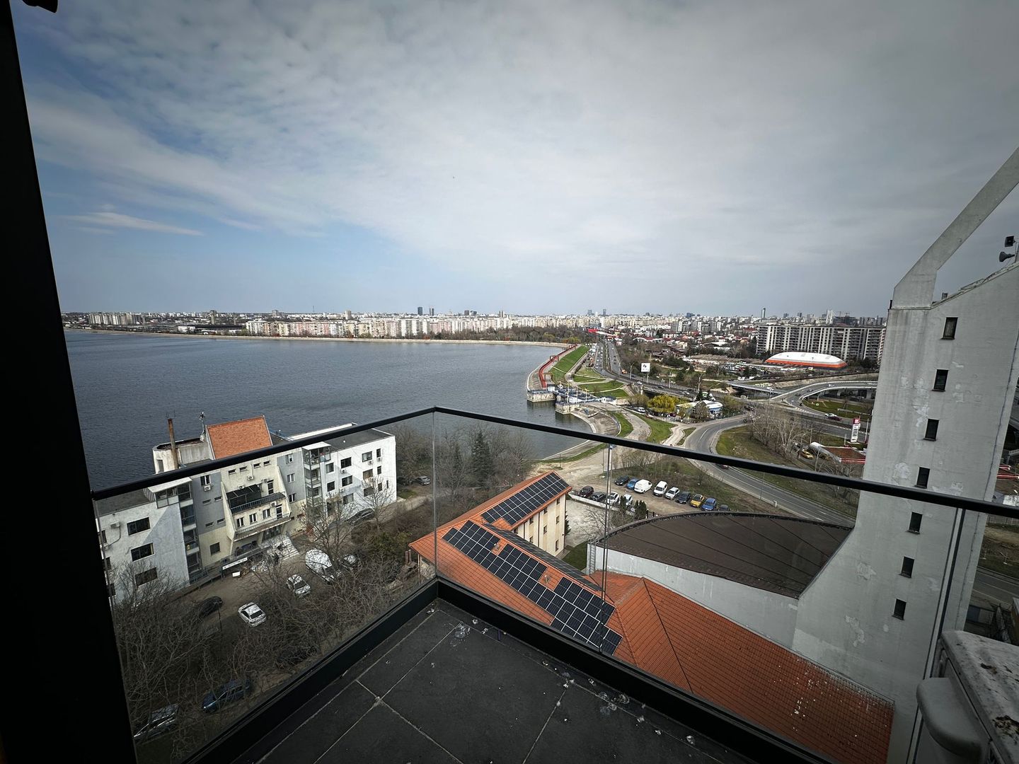 3 Camere Parcare 9 min Metrou Poenaru Lake House Virtutii Lacul Morii - Poză 5