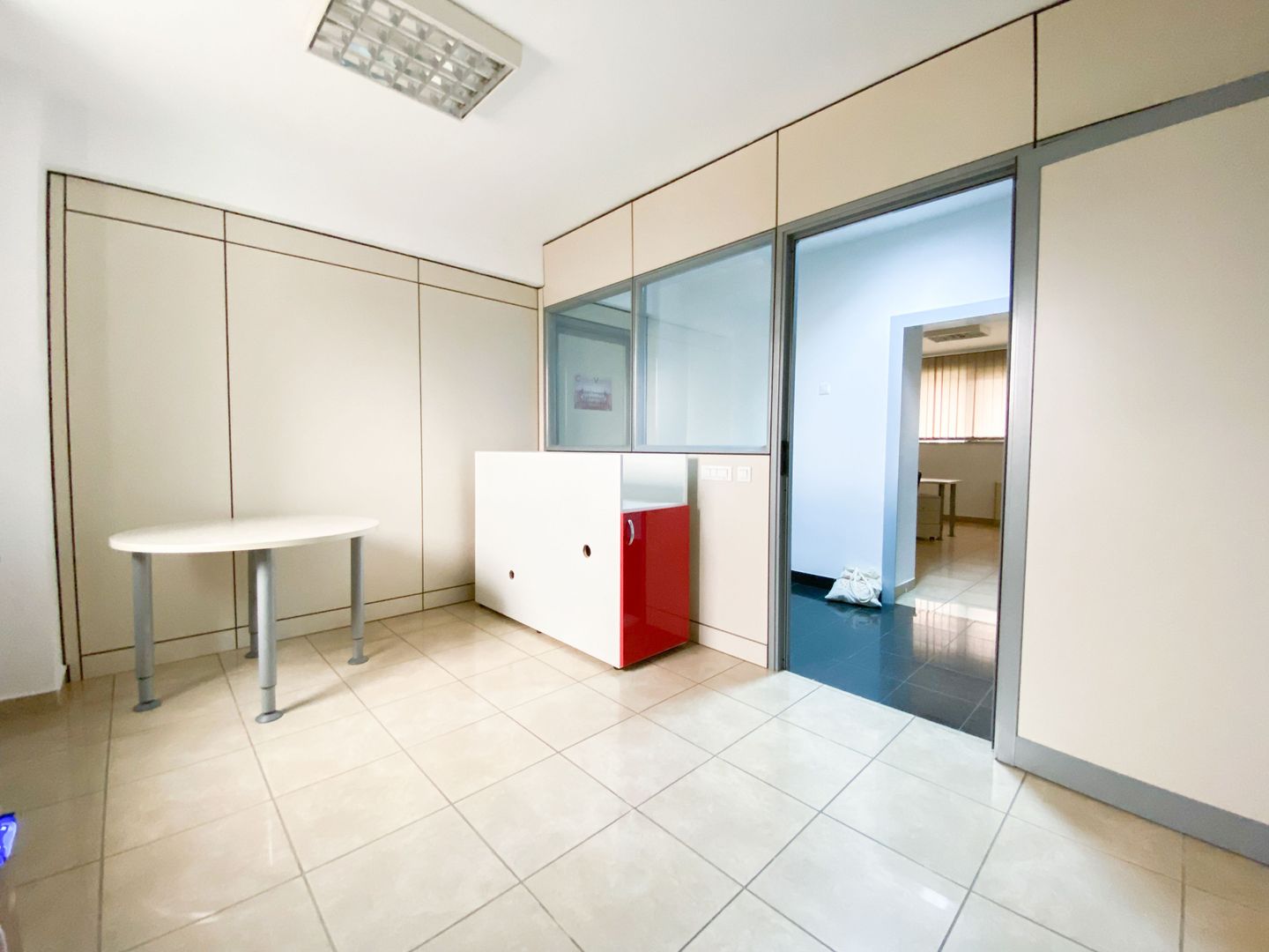 De inchiriat in cladire birouri P+5 etaje – PARTER - Poză 23