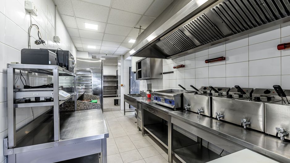 Spațiu comercial ultracentral, zona Teatru. - Poză 10