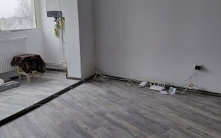 🏡 Apartament 2 camere  dec | Micro 13 | Etaj 4/5 | 55 mp totali ,liber - Poză 3