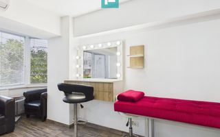 Spațiu Make-Up în salon - Poză 3