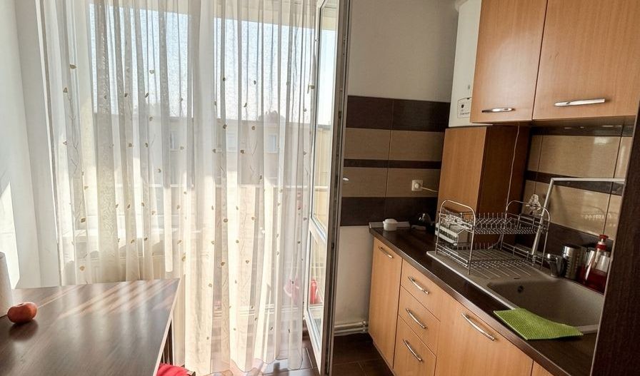 Apartament 3 camere | 61 mp + balcon 8 mp | Tractorul | Comision 0% - Poză 2