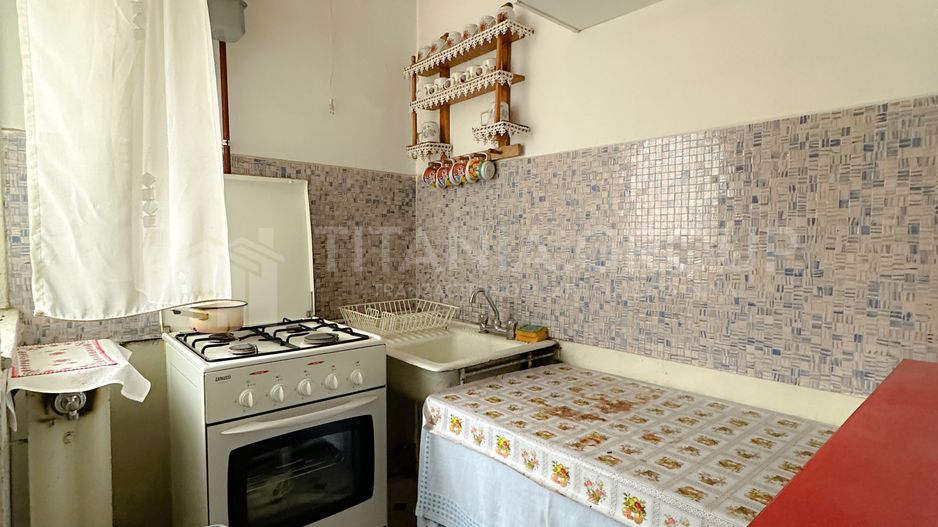 Garsonieră de vânzare în Bd. Victoriei cu vedere spre Tampa - Poză 3