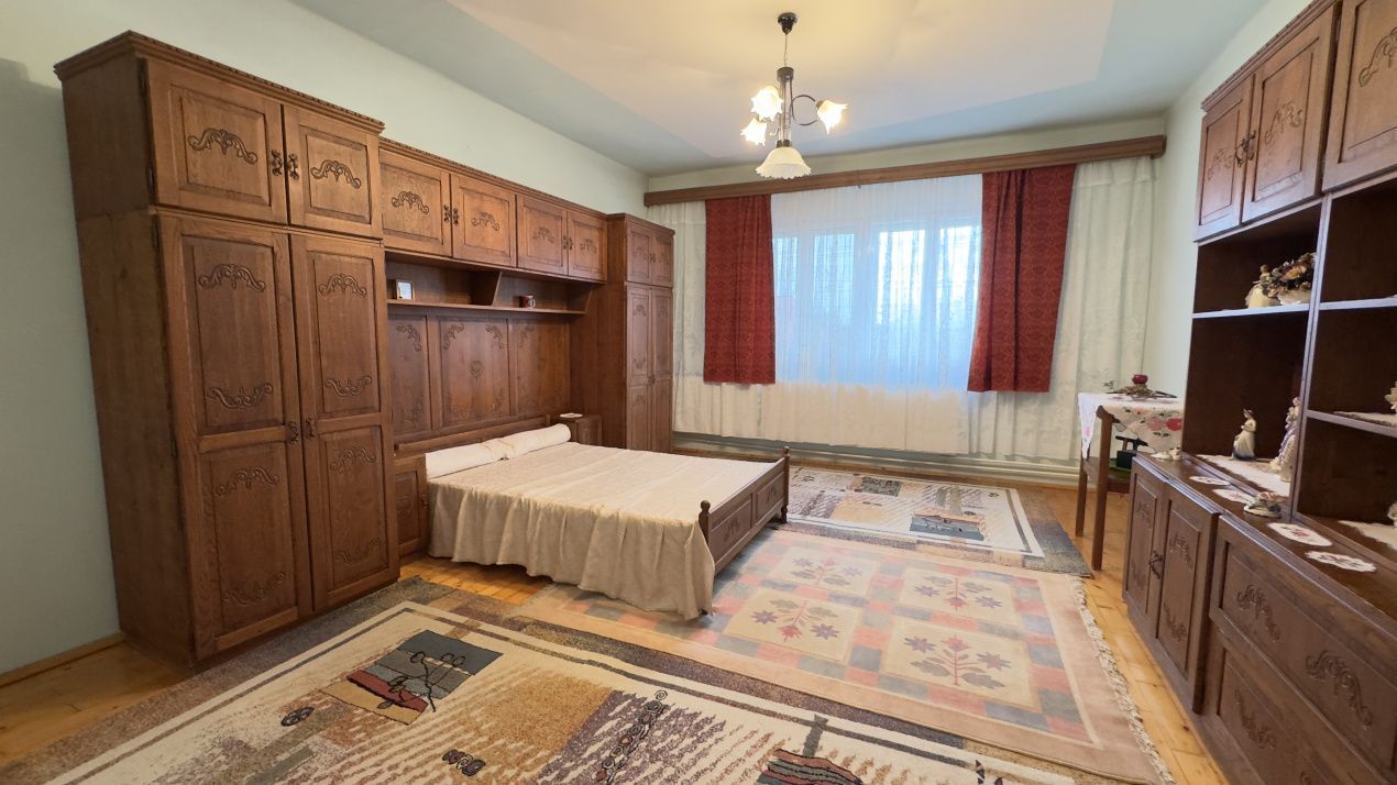 Casă 7 camere cu Teren 4.620 mp | Potențial pentru rezidență sau afacere | Carei - Poză 8