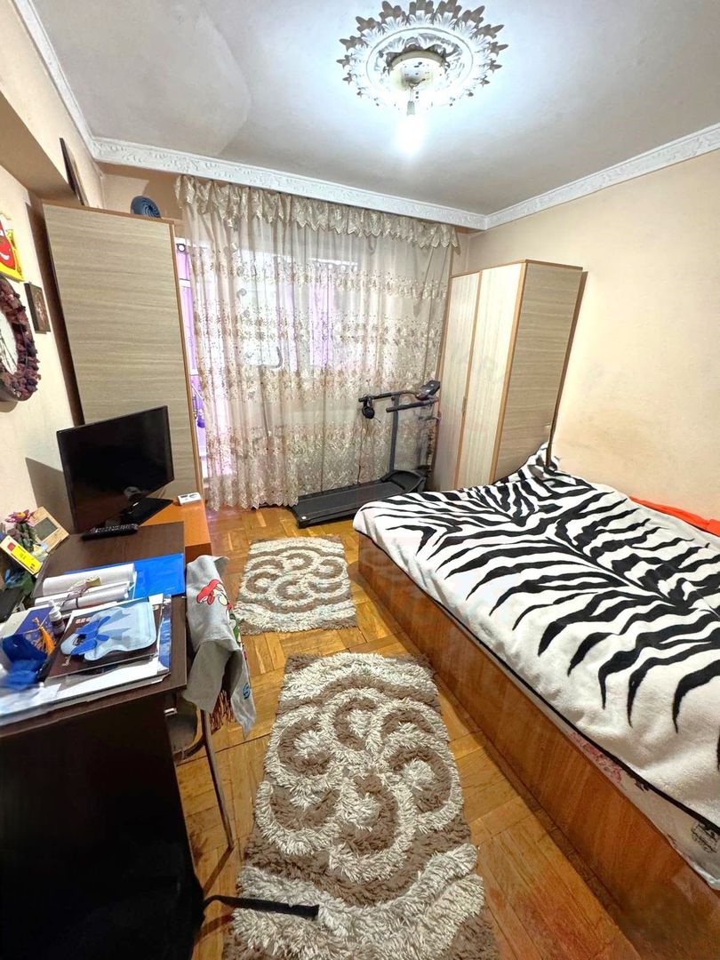 69.900 Euro Ap 2 camere cu 2 balcoane, decomandat, etaj 2, Micro18 - Poză 5