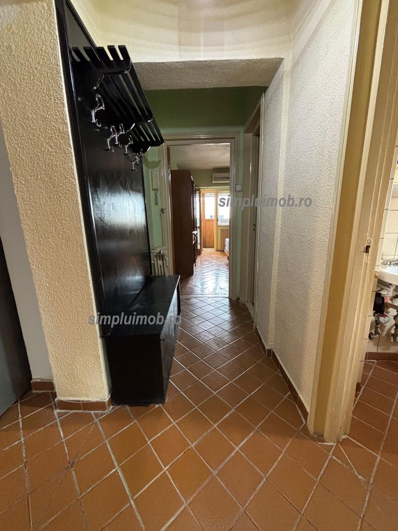 Unirii Decebal 3 camere decomandat 80 mp - Poză 20