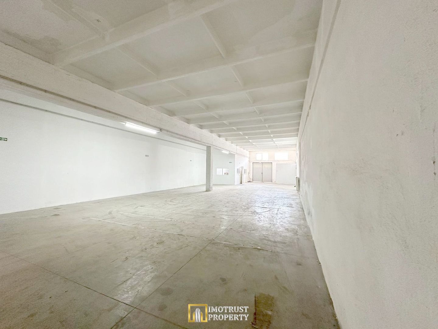 Hală industrială de închiriat în Arad, zona UTA- 200 mp - Poză 1