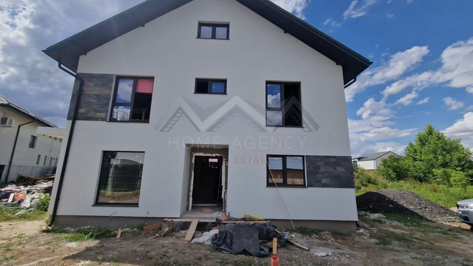 Casă individuală P+1+M în Otopeni – confort și compartimentare excelentă - Poză 11