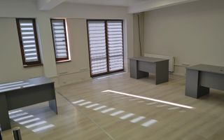 Spatiu de birou 60mp. cu parcare,zona Centrală - Poză 2