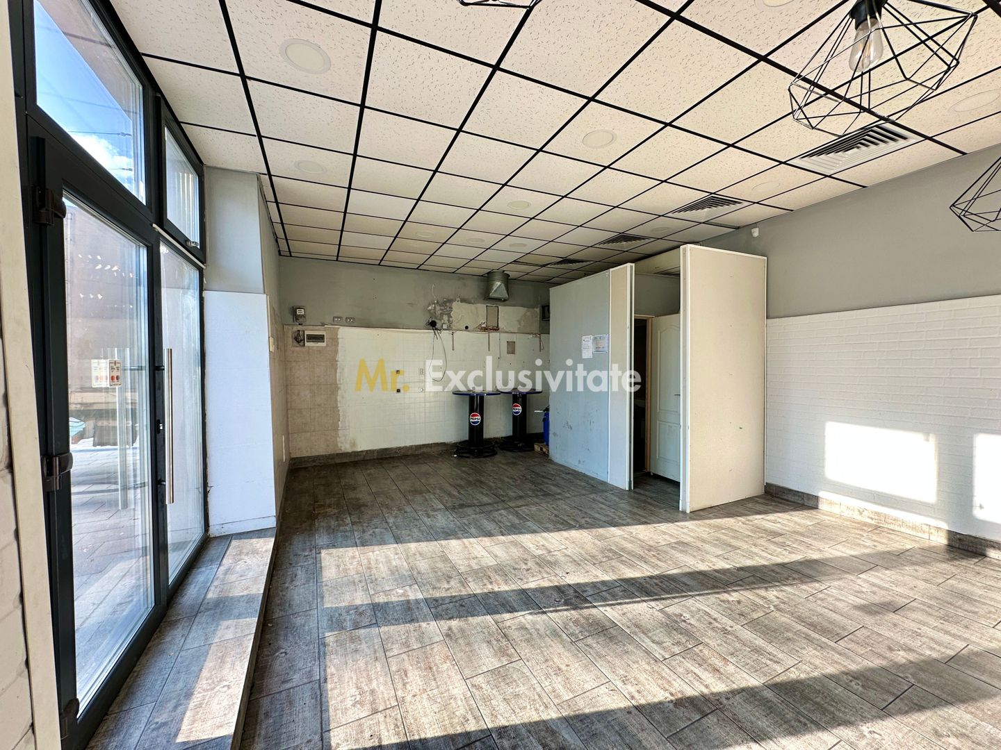 Inchiriere  Spatiu comercial , G Baritiu Centru - Poză 4