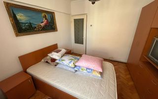 Apartament 3 camere, etaj 3 - zona Cetate - Poză 10