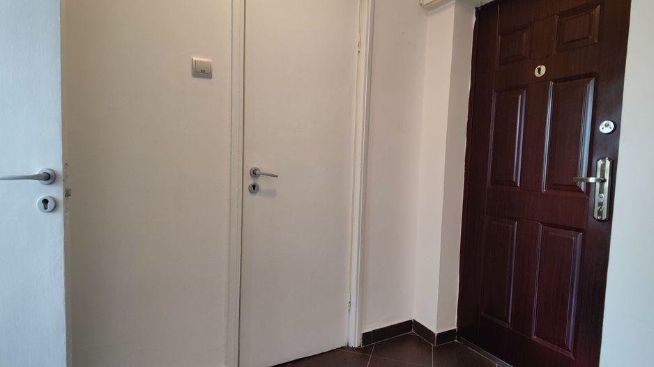 2 camere decomandat | Etaj 2/9 | Metrou Favorit - Poză 4