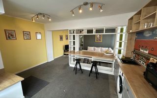 Apartment ultracentral cu 2 camere - Poză 4