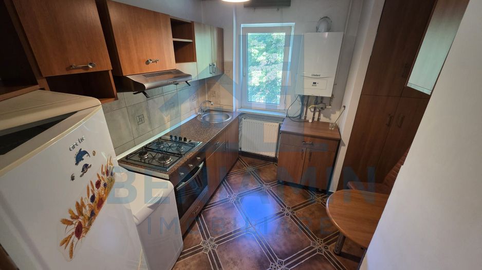 Apartament 2 Camere Etaj 3 Cartier Astra 50mp - Poză 3