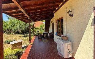 Casa individuala cu pozitie centrala, teren 1140 mp - Sanmihaiu Roman - Poză 15