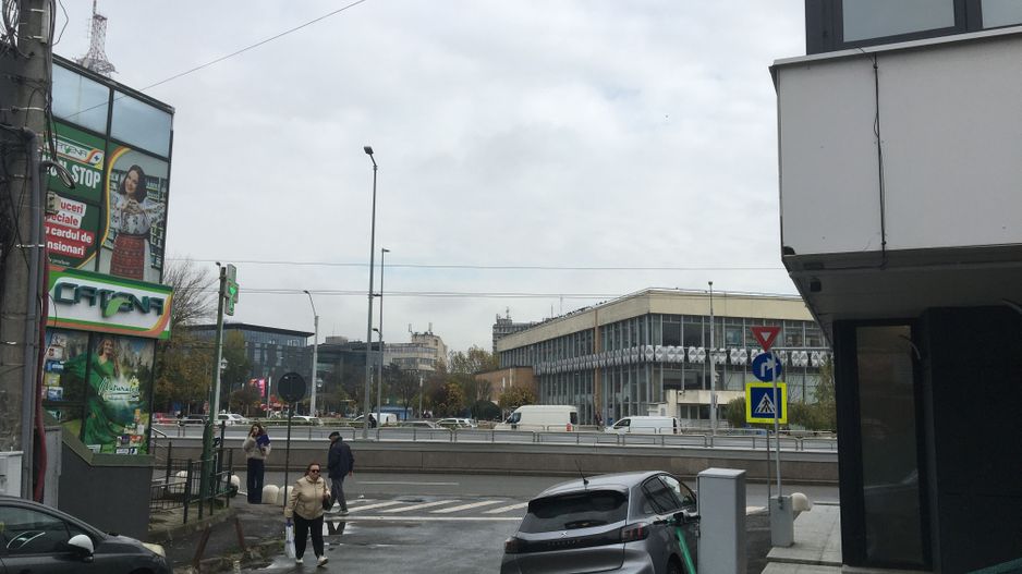 INCHIRIERE - spatiu comercial PIATA SUDULUI - parter, curte, parcare - Poză 15