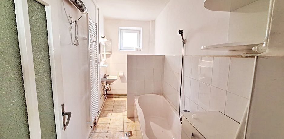 Dealul Cetatii, apartament in vila, 53mp, pret 117000 euro - Poză 13