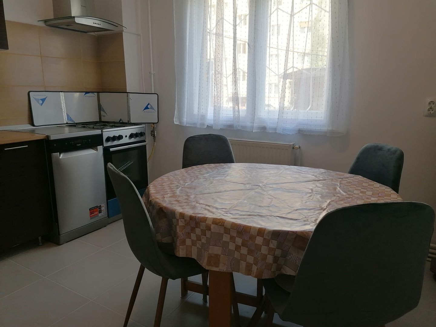 Mobilat si utilat aproape de Piata Unirii - Poză 5