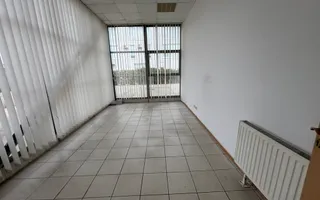 Depozit cu showroom de inchiriat de 1600 mp - Poză 28