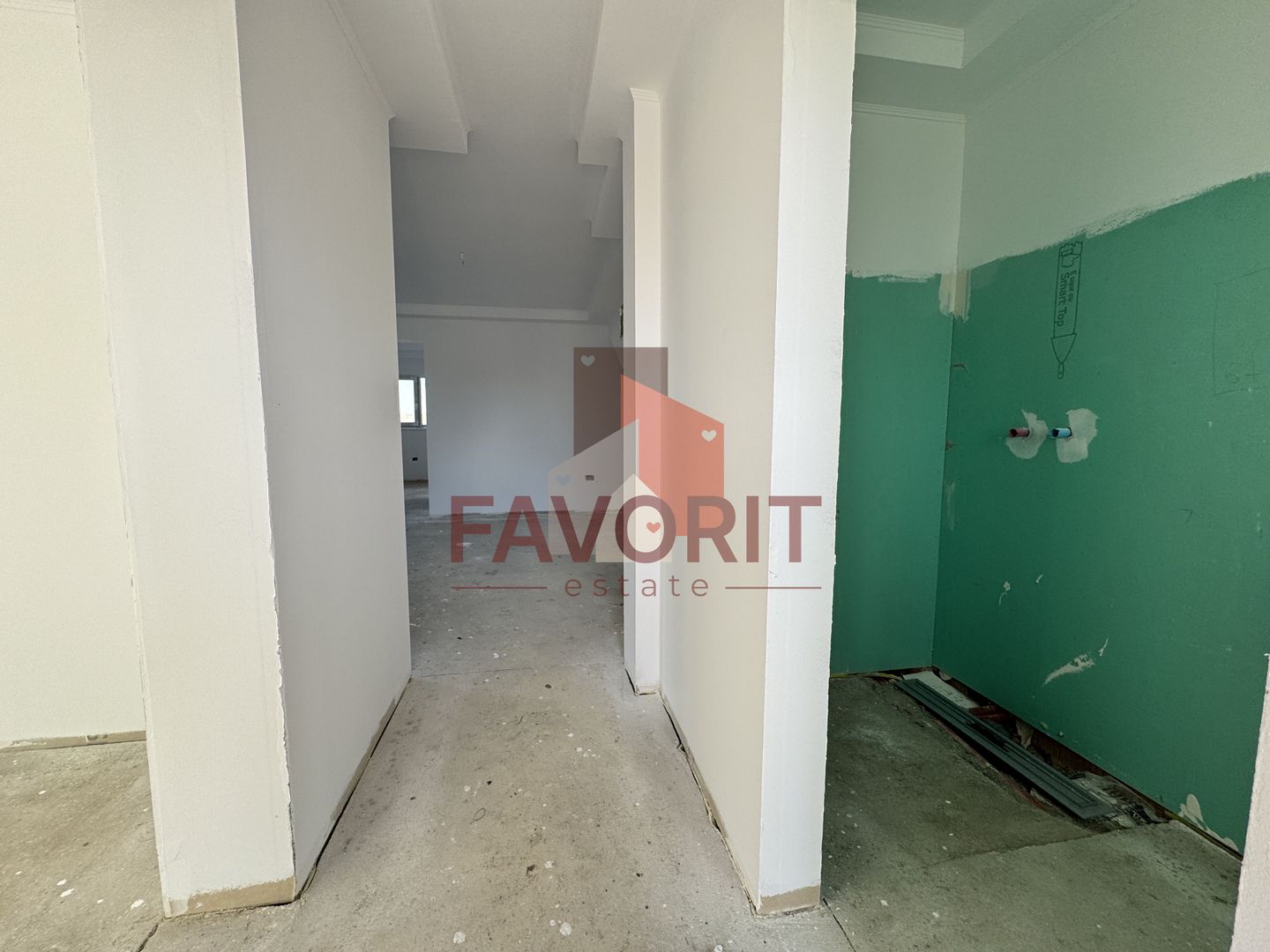 Casa Individuala in Mosnita. La asfalt. Cu Carport - Poză 5