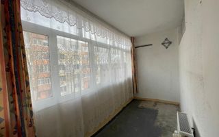 GARSONIERA SPATIOASA CU BALCON INCHIS | ZONA LINISTITA | RADAUTI - Poză 5