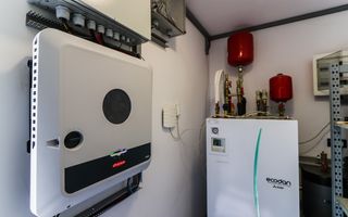 VILĂ MODERNĂ DE LUX CU PISCINĂ, FOTOVOLTAICE ȘI FOIȘOR – BREAZA - Poză 63