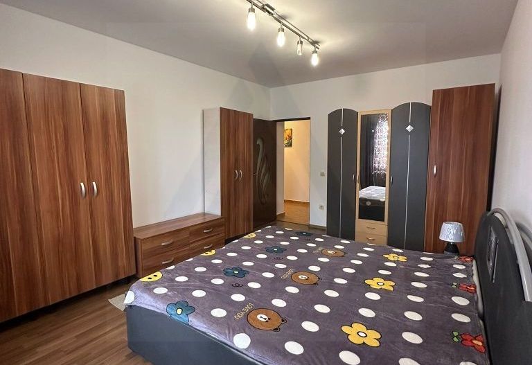 Apartament modern 3 camere 67 mp utili 2 balcoane 2 bai zona Turnisor - Poză 2