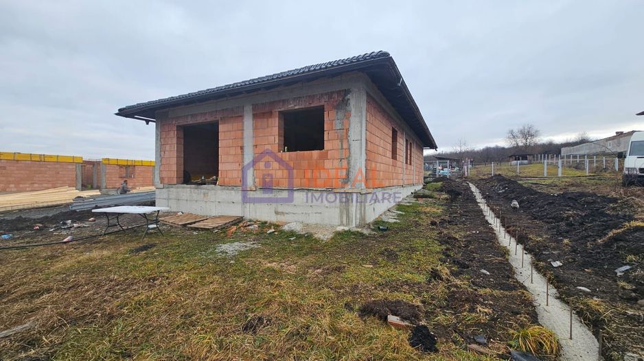 Casa pe un singur nivel cu 460 mp teren, in Cisnadie - Poză 6