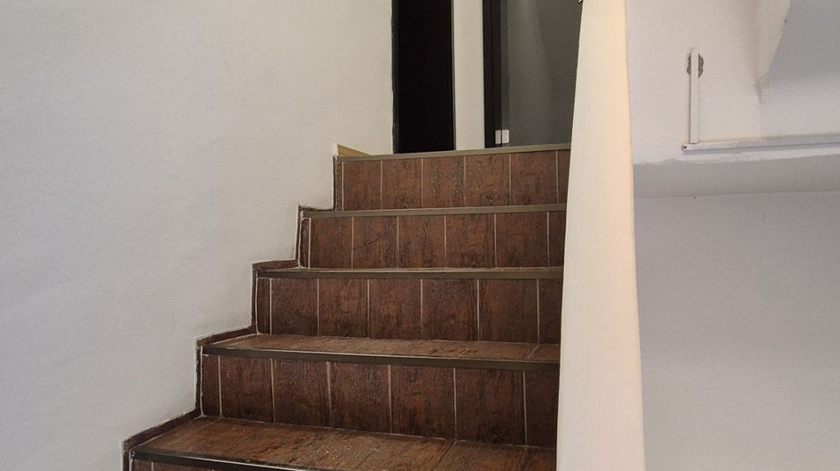 Casa S+P+1 Etaj+M - 170 mp - piata Victoriei - Poză 12