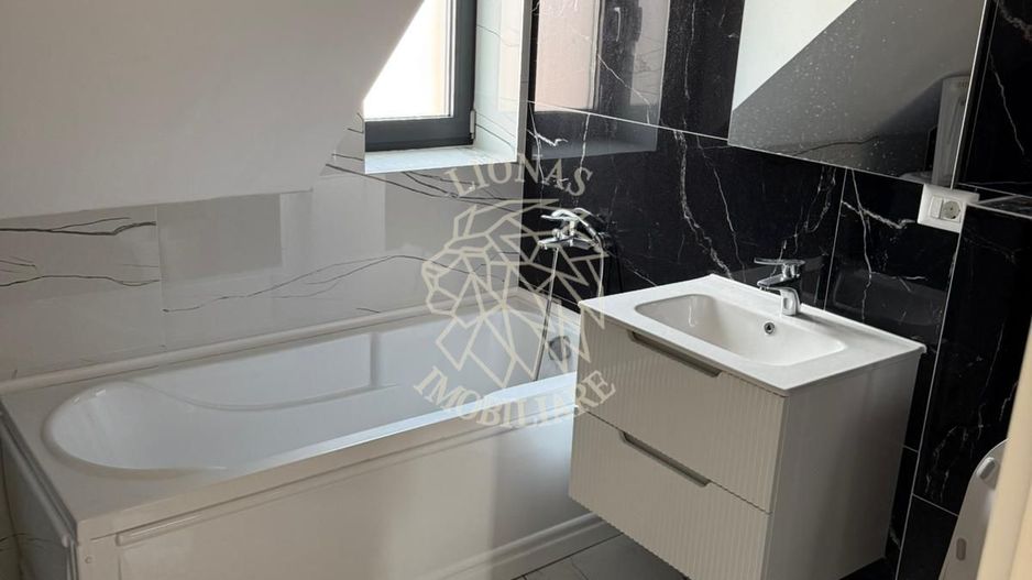 Apartament de Lux  4 camere 105 mp-etaj 3-parcare-Central - Poză 7