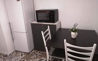 Apartament cu 2 camere, 47 mp, complet mobilat, zona Câmpului. - Poză 2