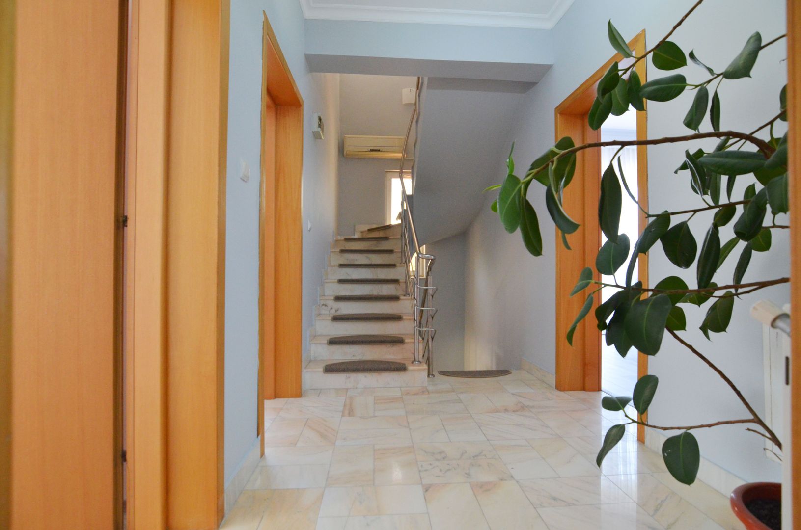 Inchiriem Vila individuala 6 camere cu panouri solare zona Pipera - Poză 30