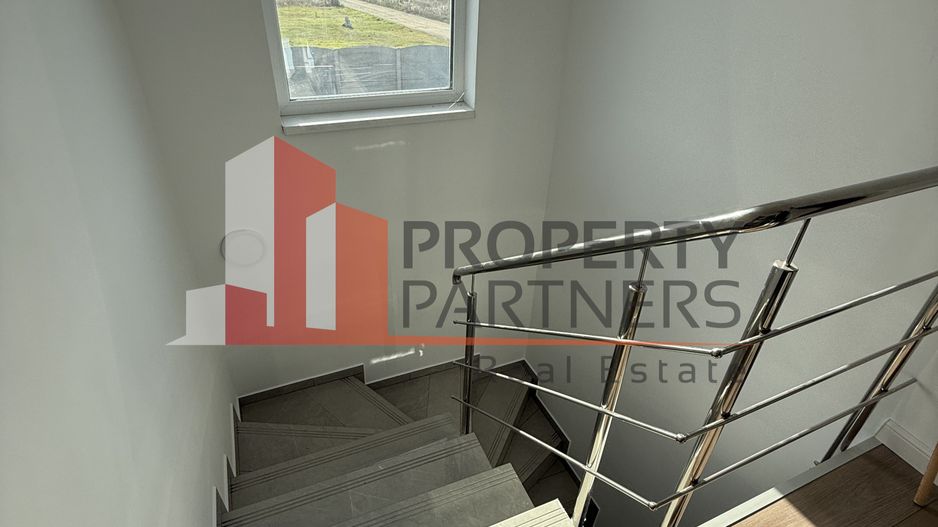 Casa versatila Sabareni - Poză 10