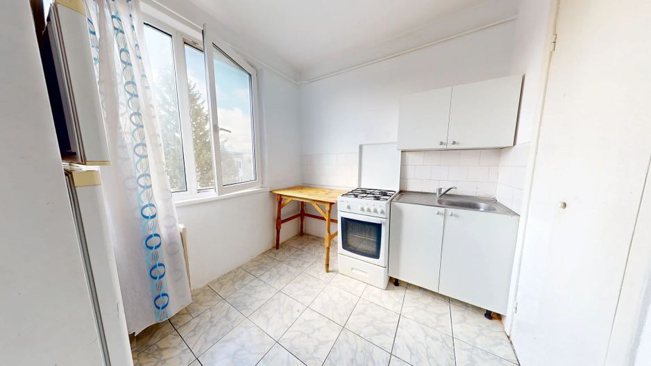 Garsoniera Astra, decomandata - Poză 1