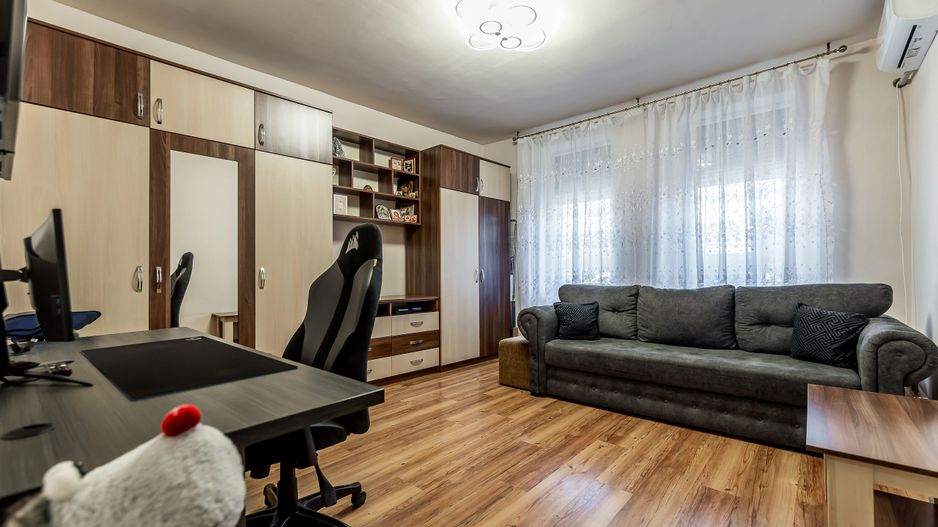 PROPIETATE REZERVATA -Apartament 2 camere in Parneava - Poză 12