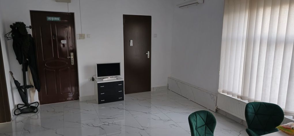 BRASADAS vinde Spatiu birou/apartament luceul Economic. - Poză 2